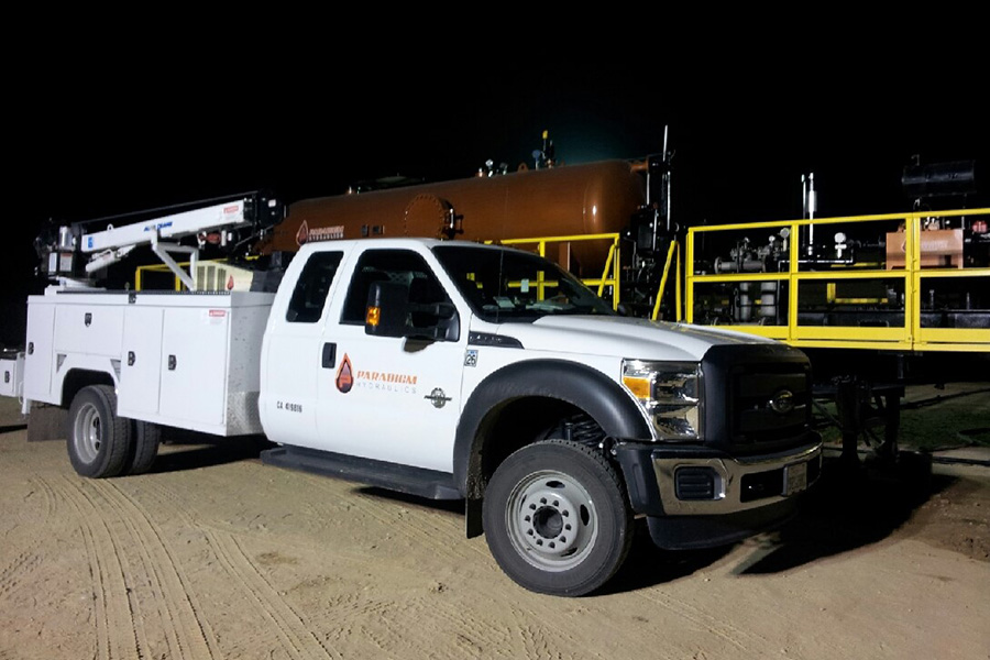A Paradigm Hydraulics Service Truck on a job site in California.